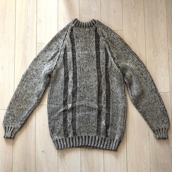 Vintage Holt Renfrew Pure New Wool Cable Knit Sweater Made in England Size L - Picture 1 of 11